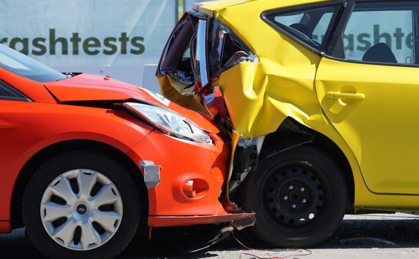Przeważnie polisa ubezpieczenia obejmuje wypłatę odszkodowania w wypadku…
