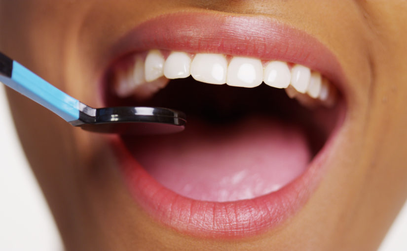 Kompleksowe leczenie dentystyczne – znajdź drogę do zdrowego i uroczego uśmiechów.